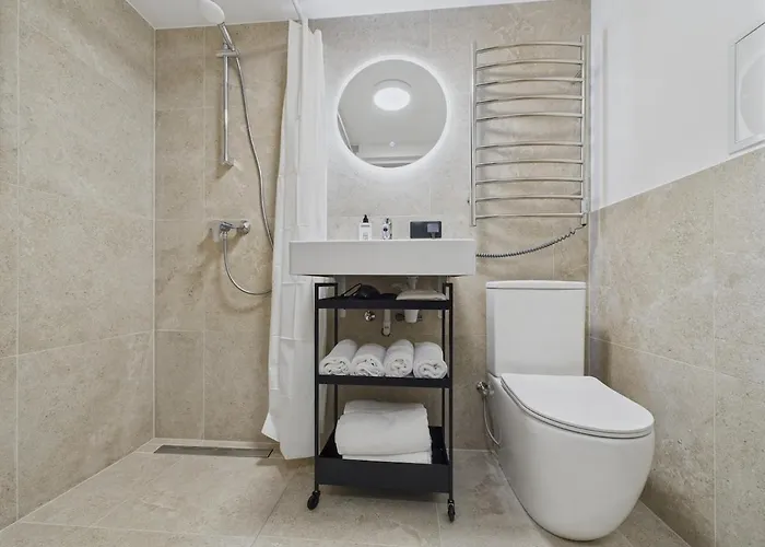 Chic And Compact Loft In Old *